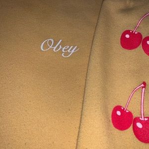 Obey crewneck